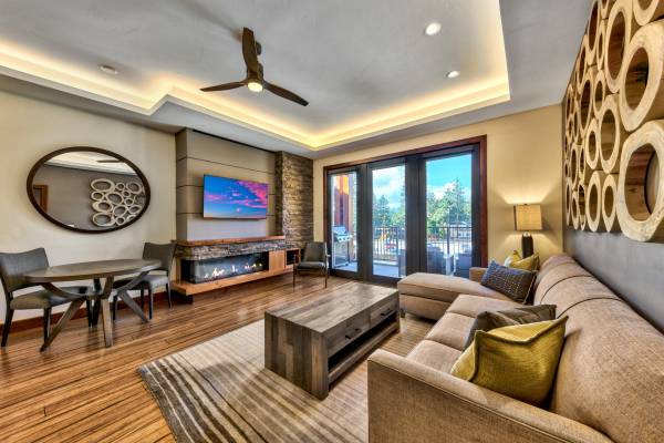 SAVE 15% ON FEATURED HOMES | RnR Vacation Rentals